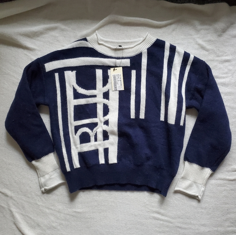 NWT Tout a coup scoop neck knit sweater size S